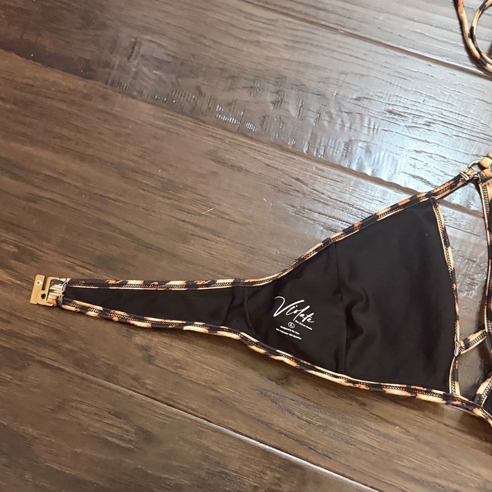 Violate the dress code bikini top Leopard Print Triangle - Picture 7 of 10